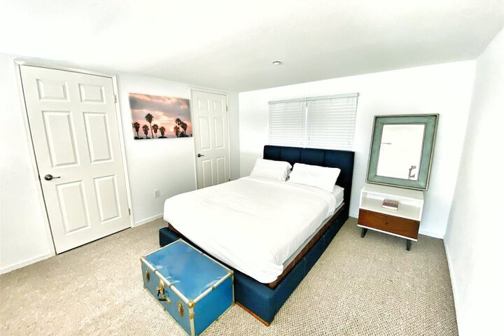 Room 79 of 136