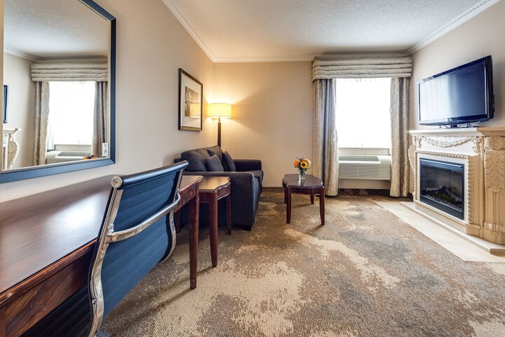 Room 52 of 78