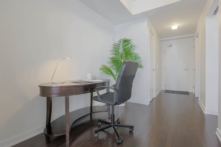 Room 14 of 23