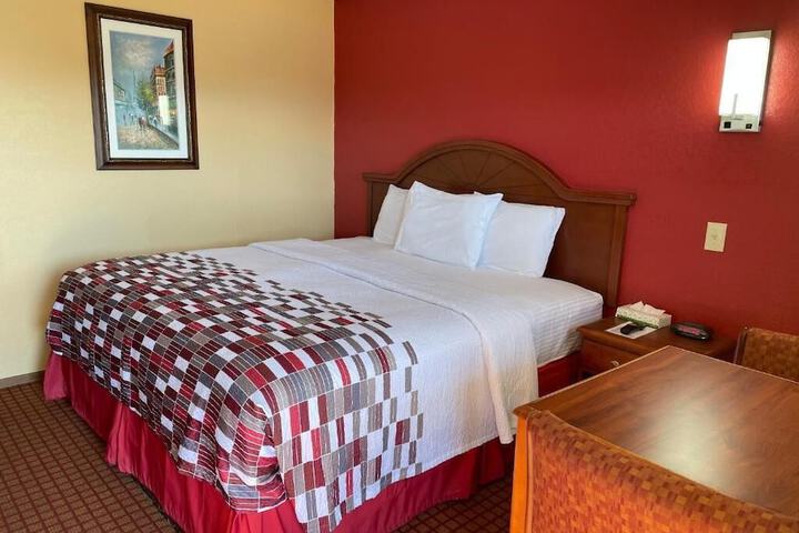 Room 19 of 23