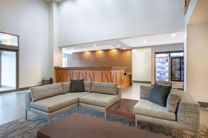 Hotel Interior 11 of 26