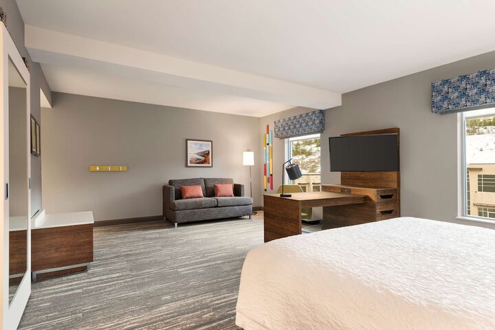Room 10 of 44