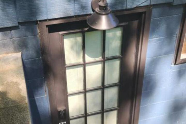 Hibiscus Suite - Private Studio Apartment in Rhinebeck Village