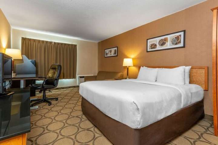 Room 18 of 40
