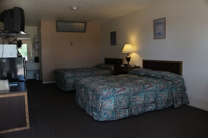 Room 14 of 16