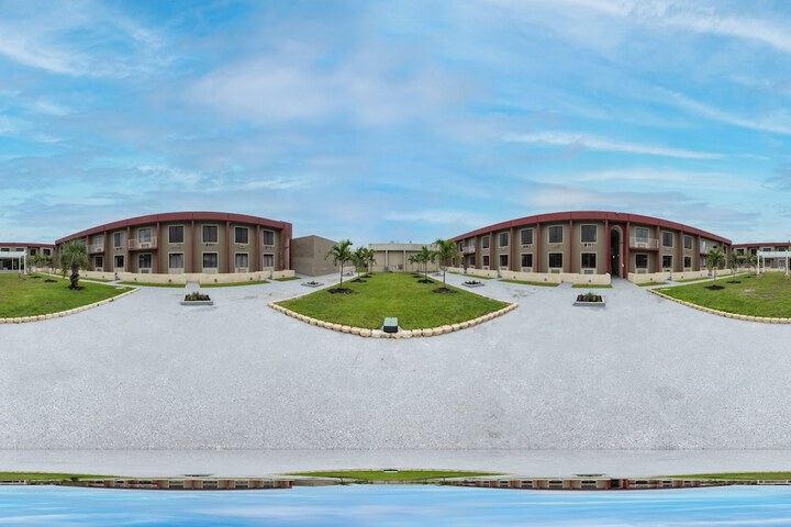 Hotel 2 of 35