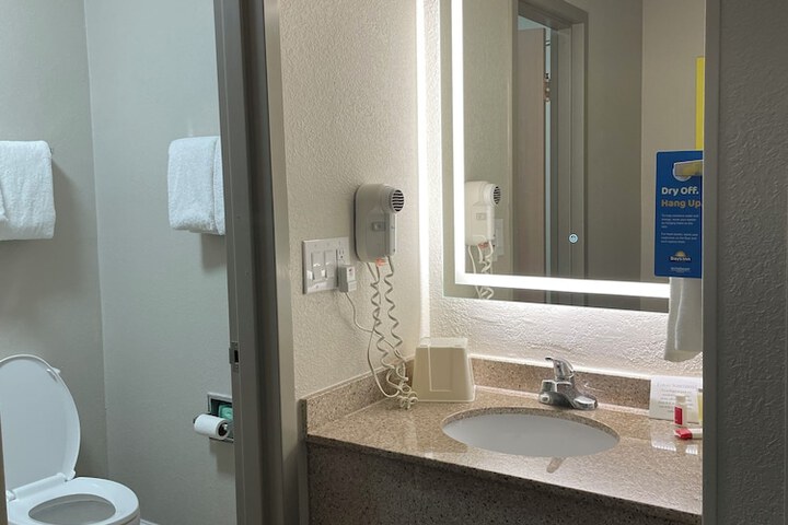 Days Inn by Wyndham Florence Near Civic Center