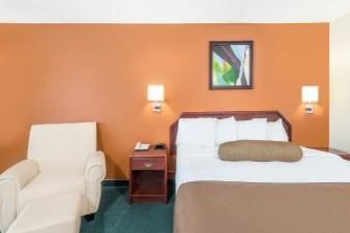 SureStay Plus Hotel by Best Western Somerset