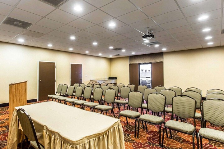 Quality Suites Hickory South