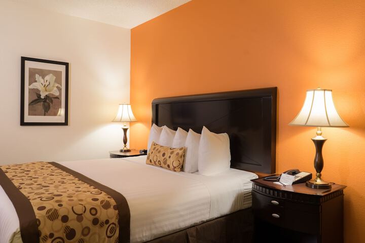 Oakland Airport Executive Hotel