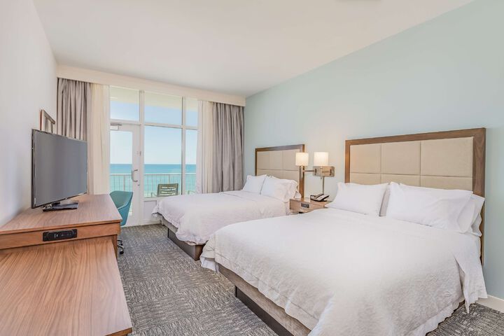 Hampton Inn & Suites Panama City Beach-Beachfront