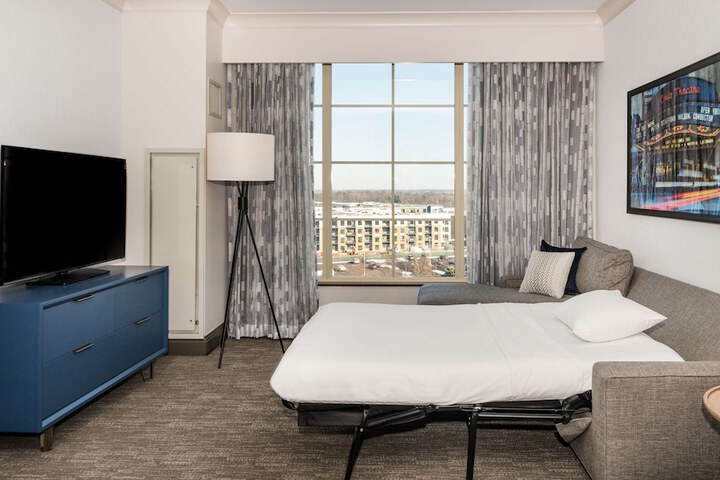 Hilton Columbus / Polaris