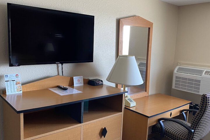 Room 25 of 30