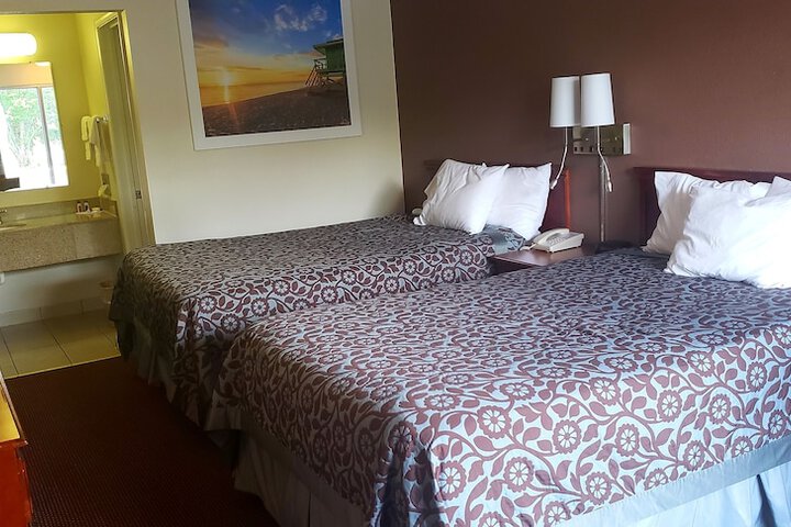Room 27 of 28