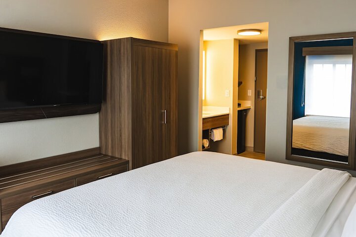 Holiday Inn Express Frazer - Malvern by IHG