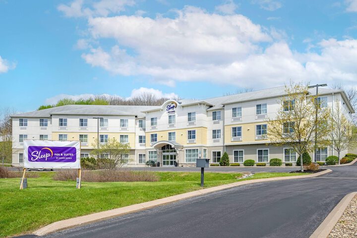 Sleep Inn & Suites Altoona North