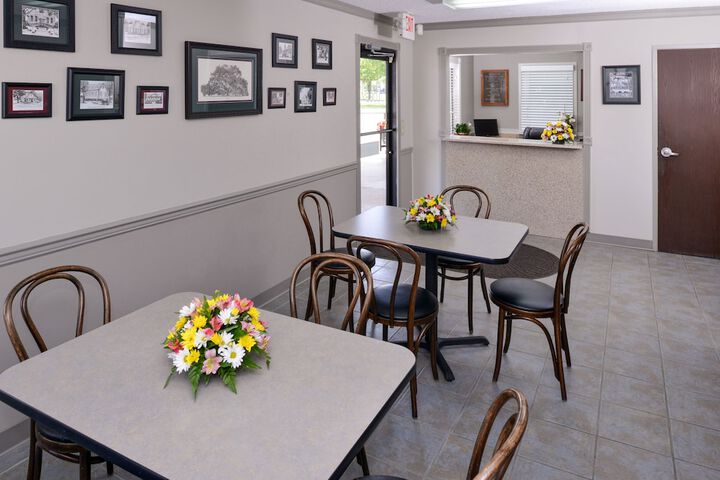 Briarwood Inn of Geneva