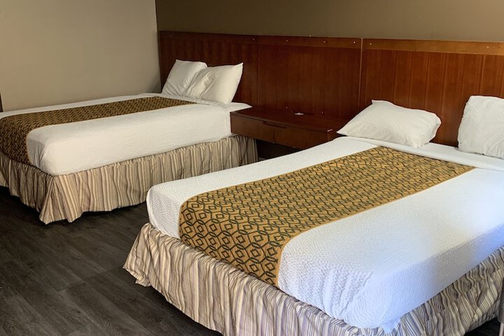 Room 13 of 31