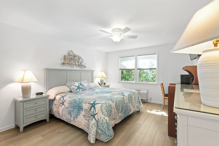 Ocracoke Harbor Inn