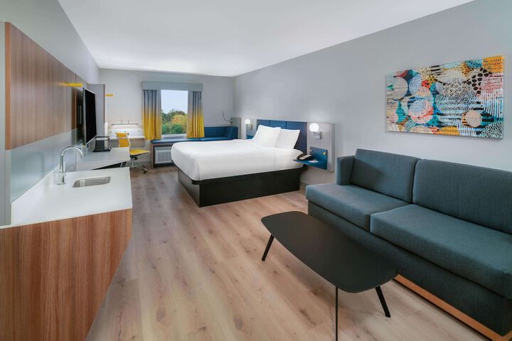 Room 20 of 27