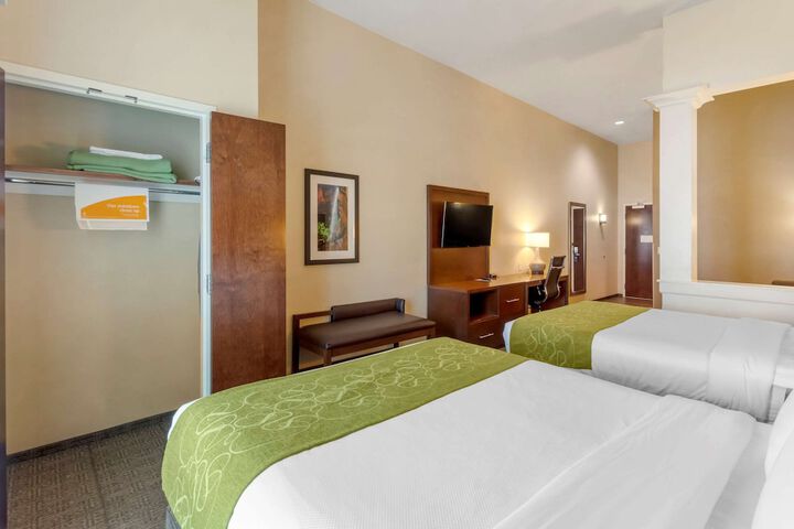 Room 9 of 62