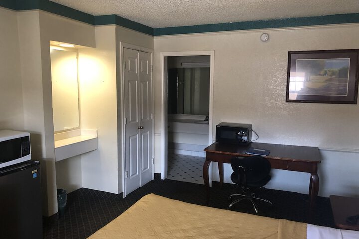 Room 40 of 57
