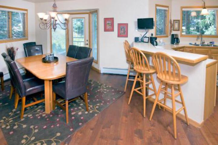 Spacious & Convenient Townhome #61 on the Golf Course