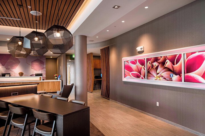 Hotel Interior 11 of 22