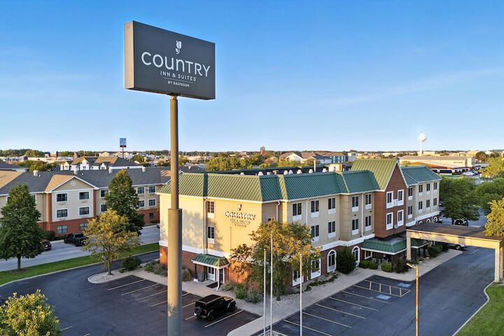 Country Inn & Suites by Radisson Merrillville, IN