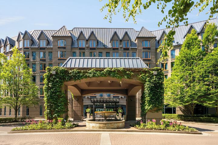 Hotel 10 of 75