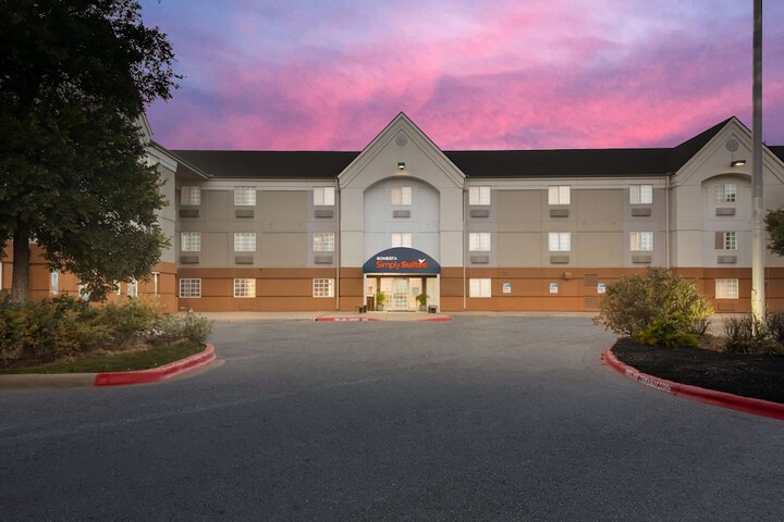 Hotel 4 of 47