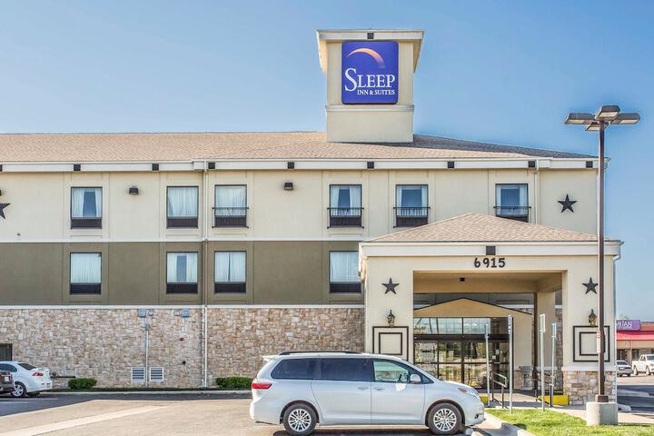 Hotel 3 of 25