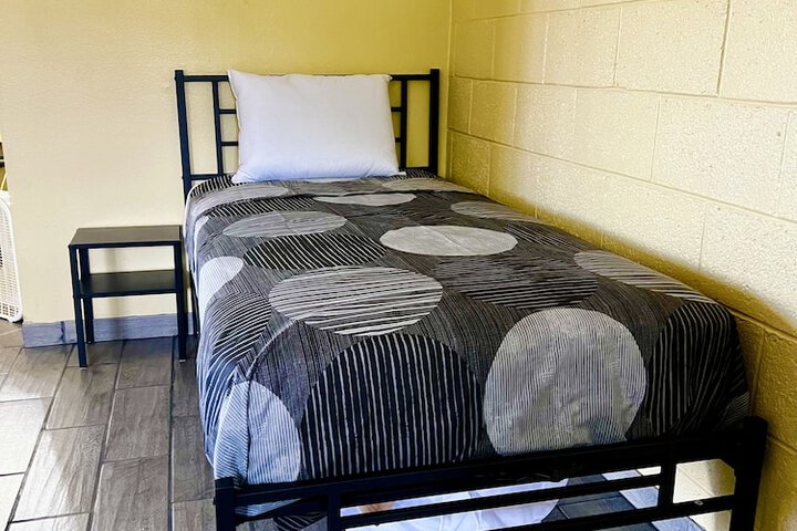 Room 26 of 39