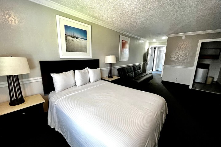 Room 47 of 92