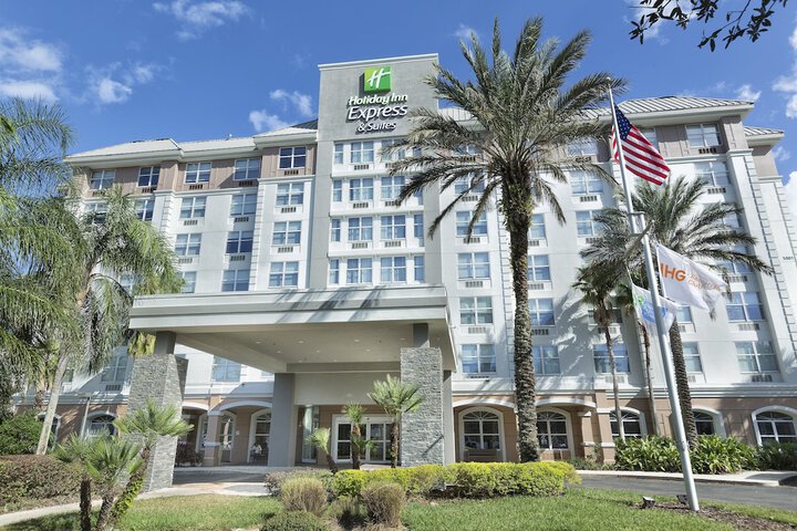 Hotel 2 of 52