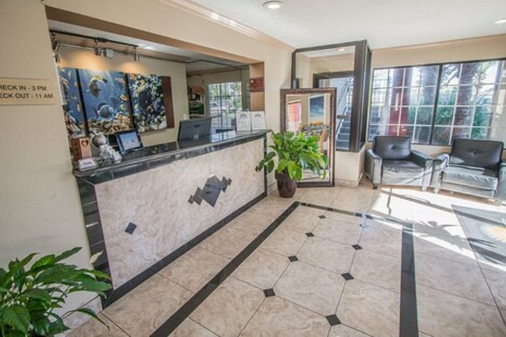 Hotel 4 of 28