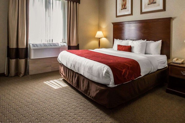 Room 21 of 33