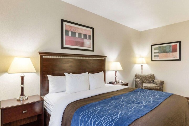 Comfort Inn & Suites Winnie