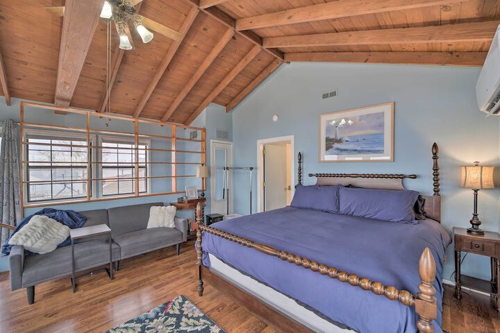 Private Beach: Waterfront Disney Getaway!