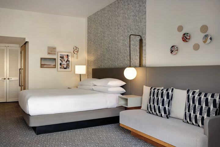 Hilton Scottsdale Resort & Villas