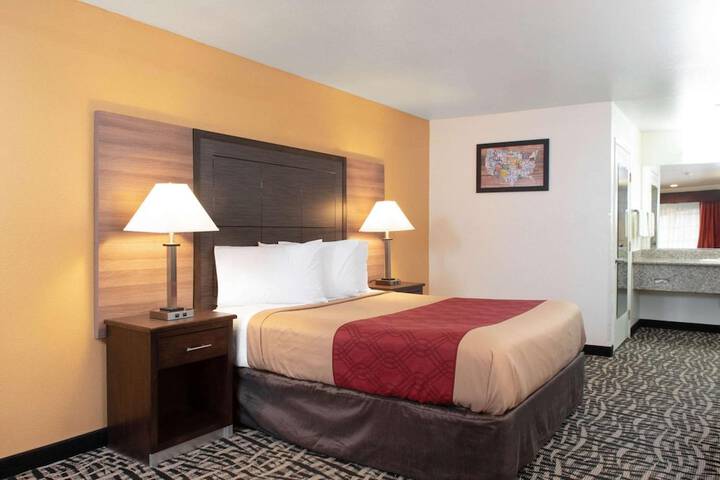 Executive Inn