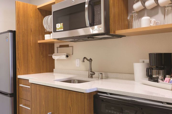 Home2 Suites by Hilton Bellingham Airport