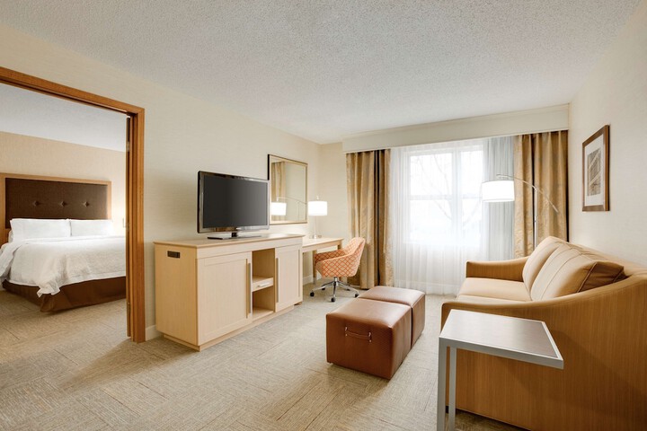 Hampton Inn & Suites Cleveland / Independence