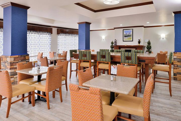 Holiday Inn Express Clanton by IHG
