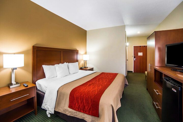 Room 20 of 37