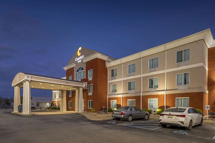 Hotel 4 of 37
