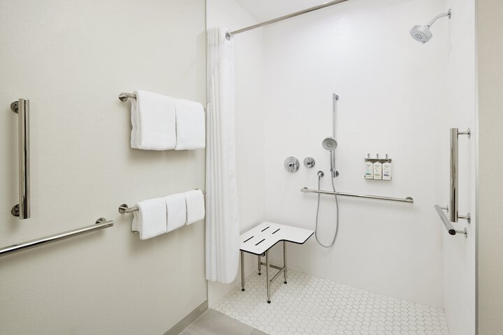 Room 19 of 43