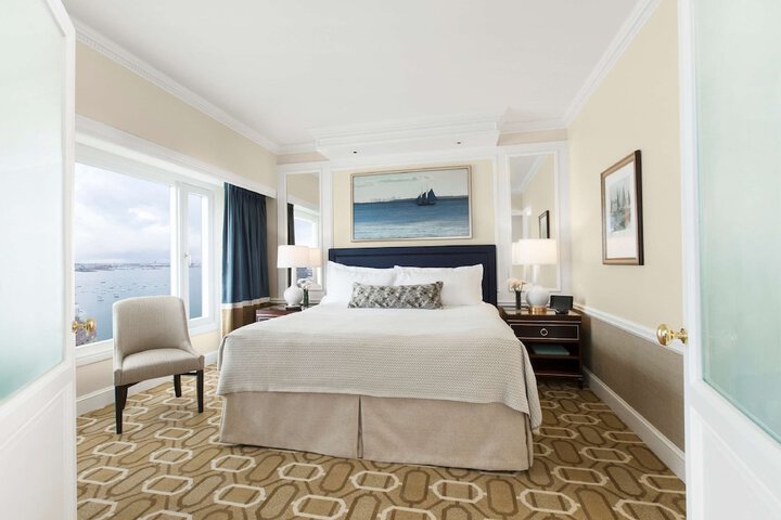 Room 44 of 72