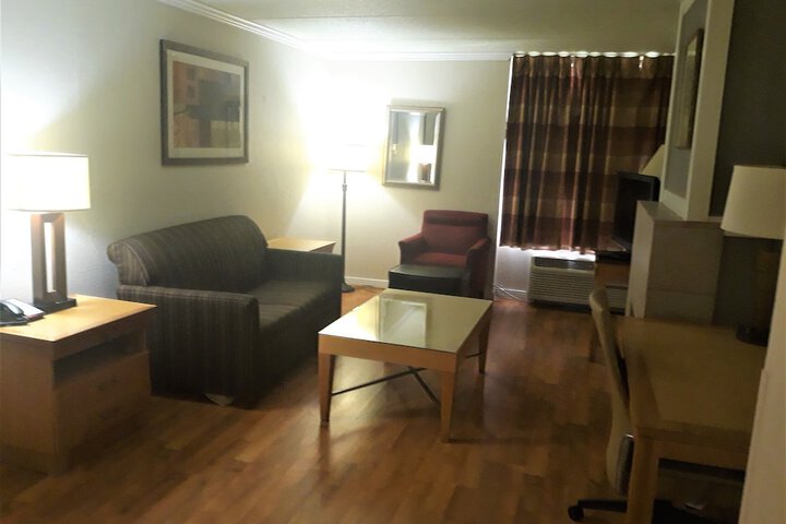 Room 31 of 75