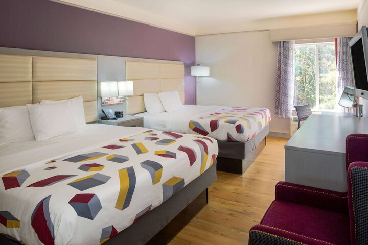 La Quinta Inn & Suites by Wyndham Mobile - Daphne